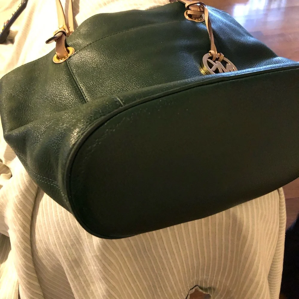 Michael Kors medium Tote dark green with light tan handles. Pre owned. - Picture 7 of 12
